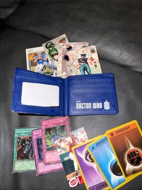 Doctor starry night Pokemon sports cards Who Bi-Fold Card Wallet in Royal Blue